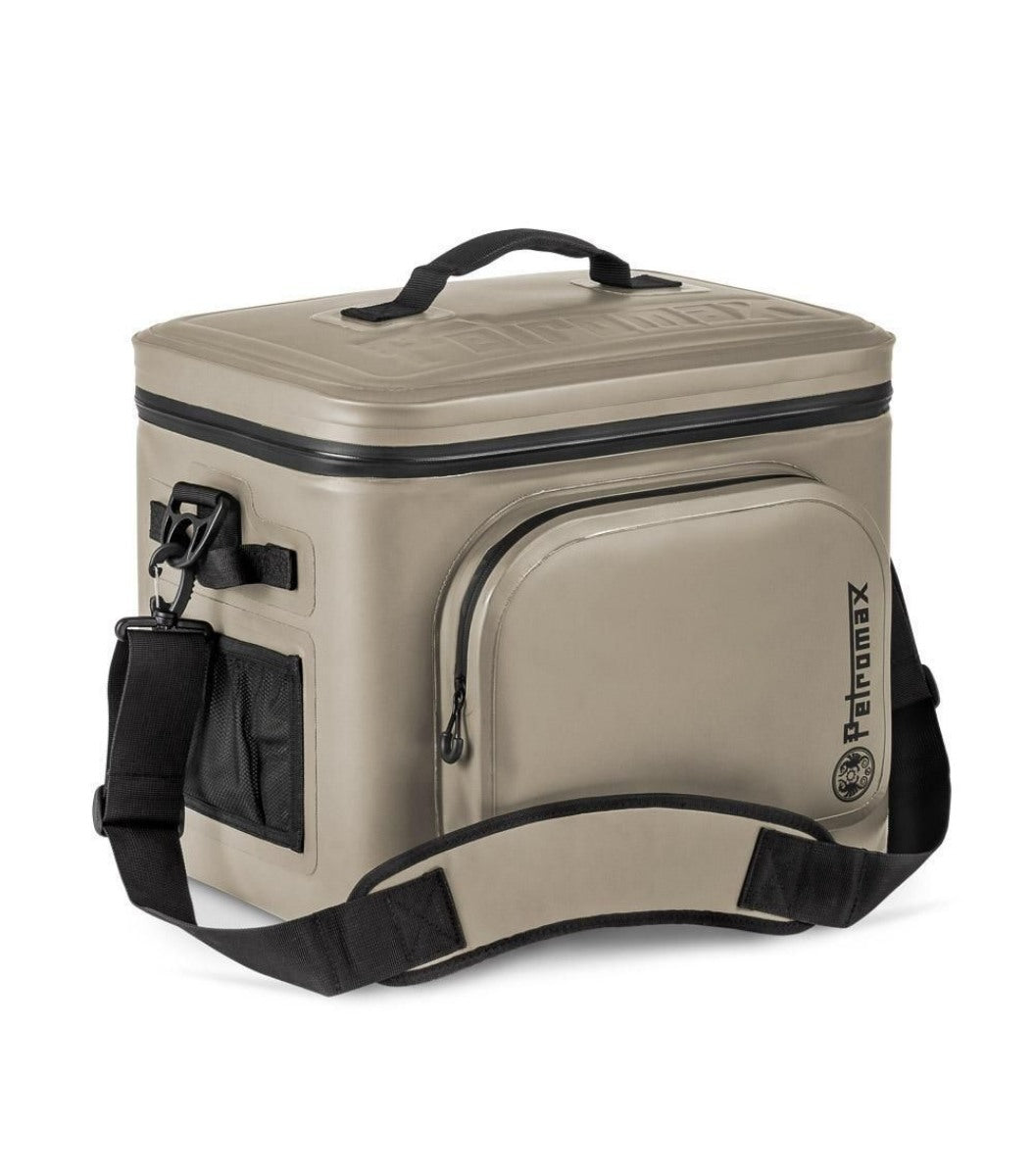 petromax-cooler-bag-22-liter-sand-termotaske